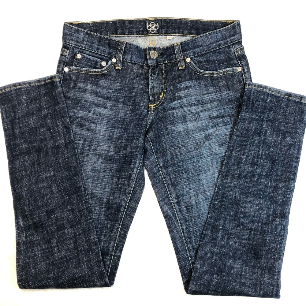 Bebe dark skinny Jeans. 💙